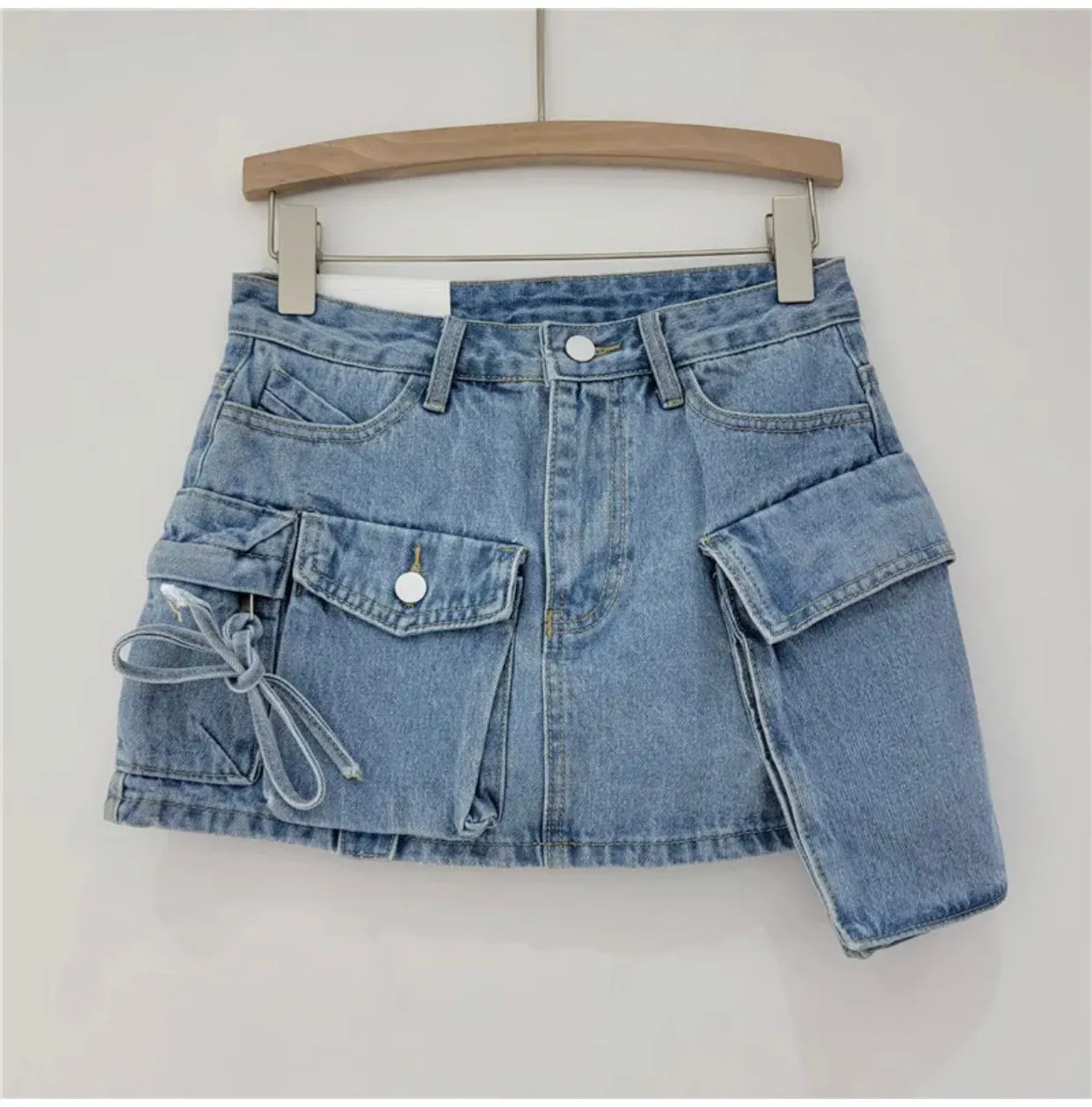 Bree light wash denim skort