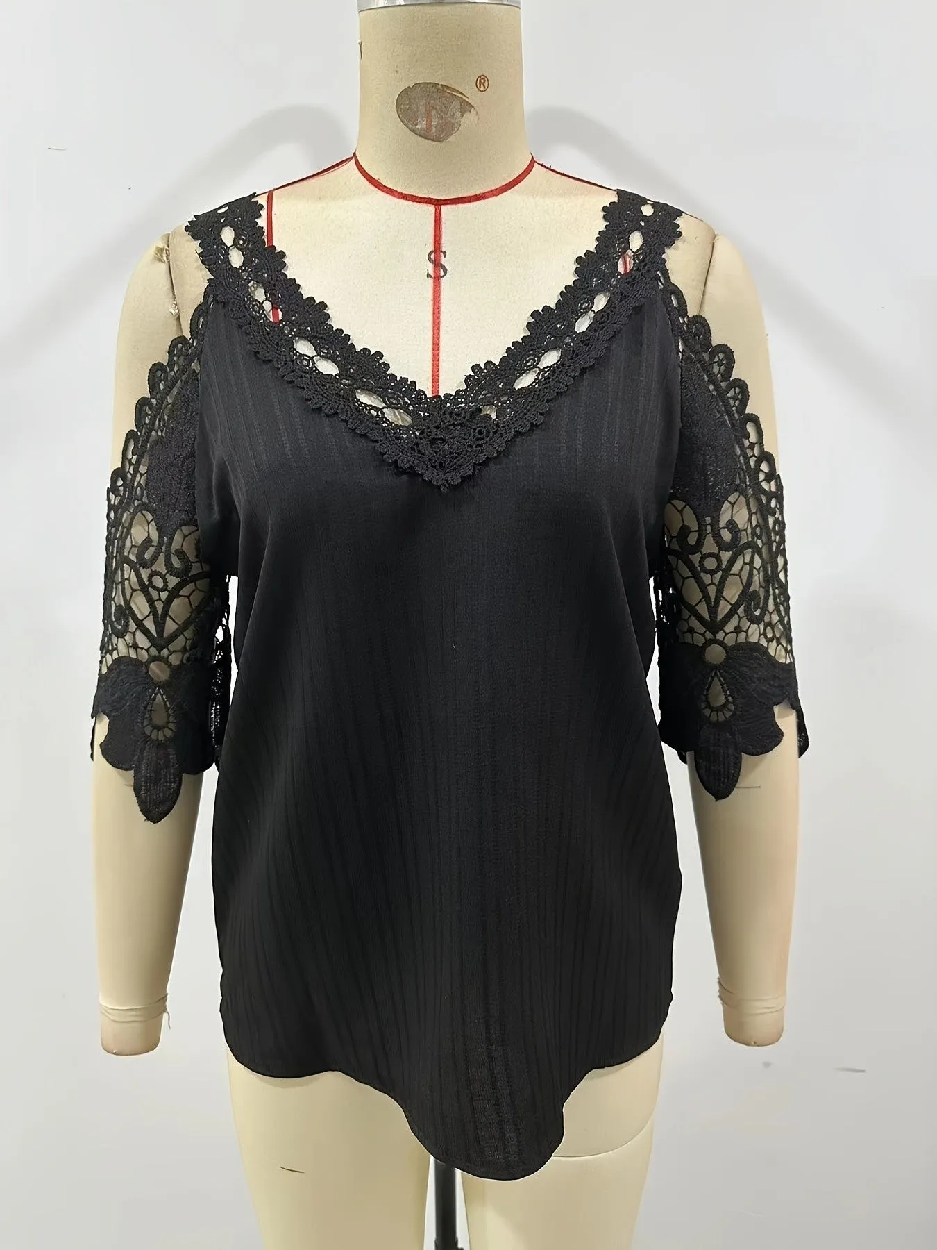 Solid Color Lace Trim Loose Breathable Women's Top
